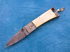 Custom Knife by  Dellana
