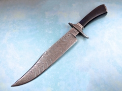 Custom Knife by Logan Pearce