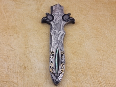 Custom Knife by Shaun/Sharla Hansen